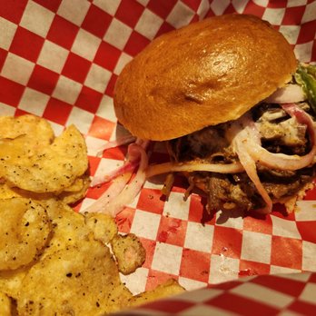 Victory Sandwich Bar signature dishes Hambo Sandwich
The Boss Hog Sammich
Brisket Sandwich